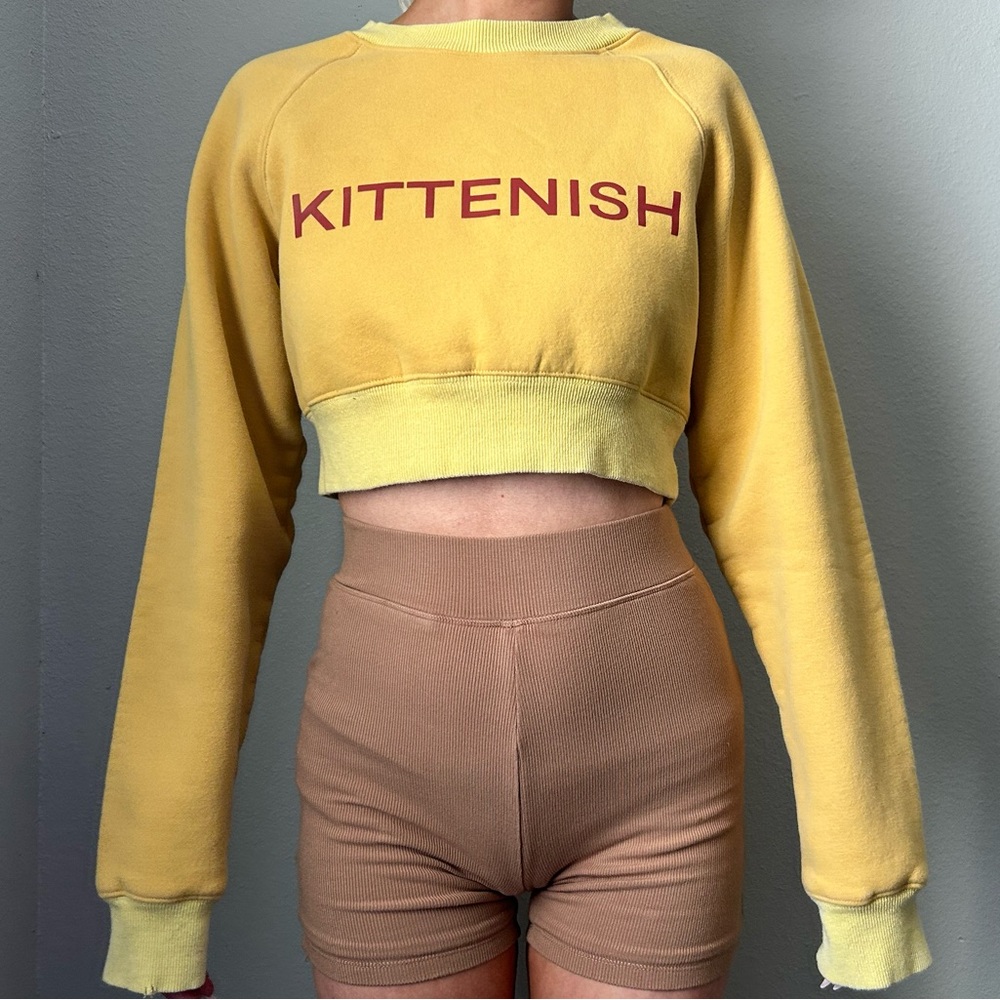 Kittenish sweatshirt type thing!